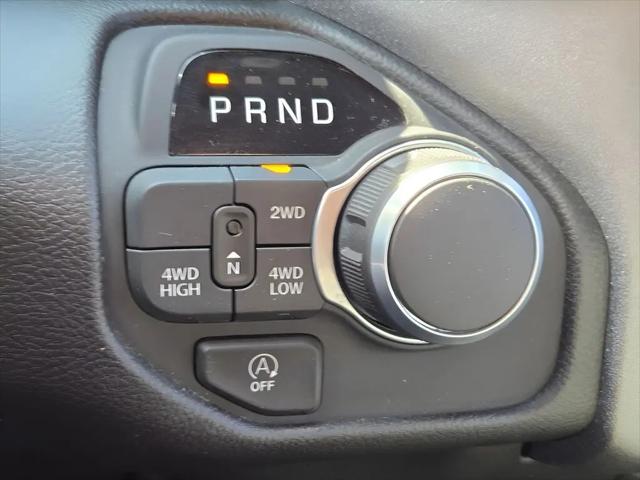 2025 Ram 1500 Tradesman Crew Cab 4x4 5'7" Box