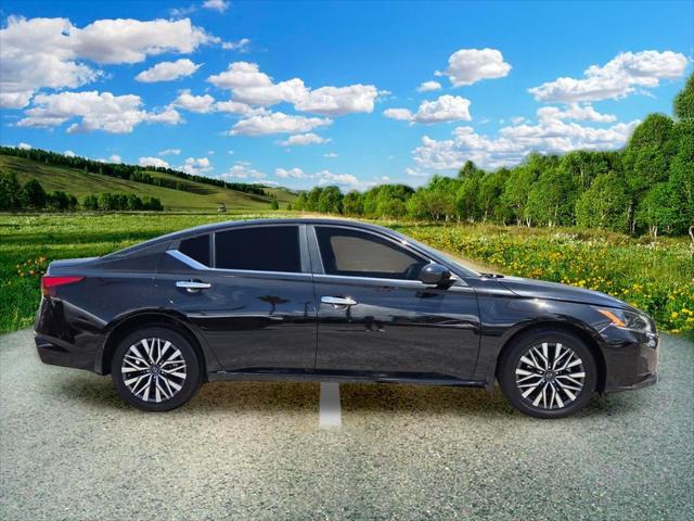 2023 Nissan Altima SV Intelligent AWD