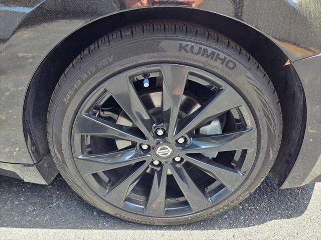 2022 Nissan Maxima SR Xtronic CVT