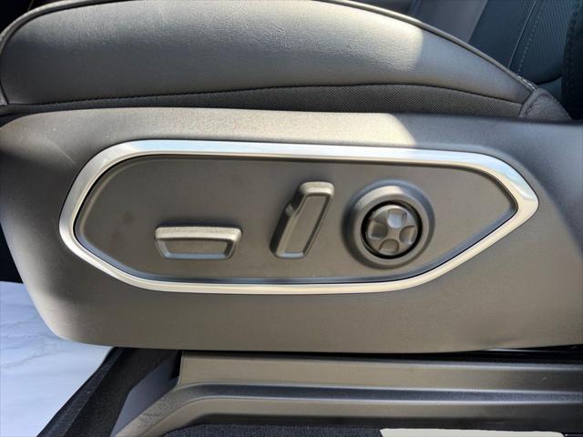 2026 Jeep Grand Wagoneer Unknown