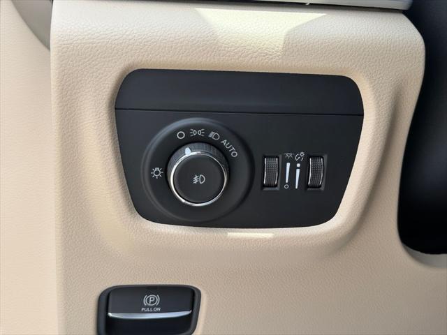 2026 Jeep Grand Cherokee L Limited 4x2
