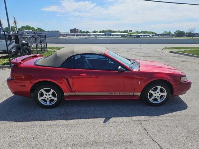 2002 Ford Mustang Deluxe