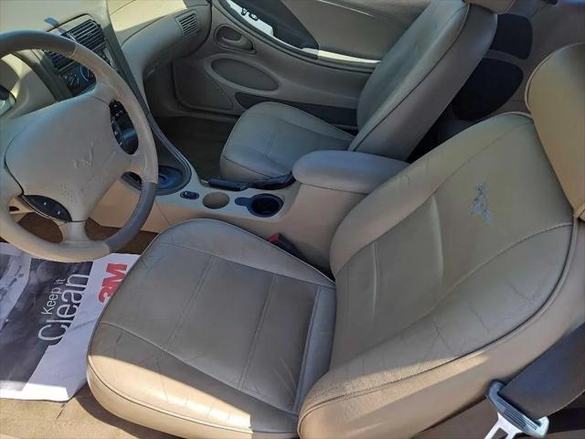 2002 Ford Mustang Deluxe