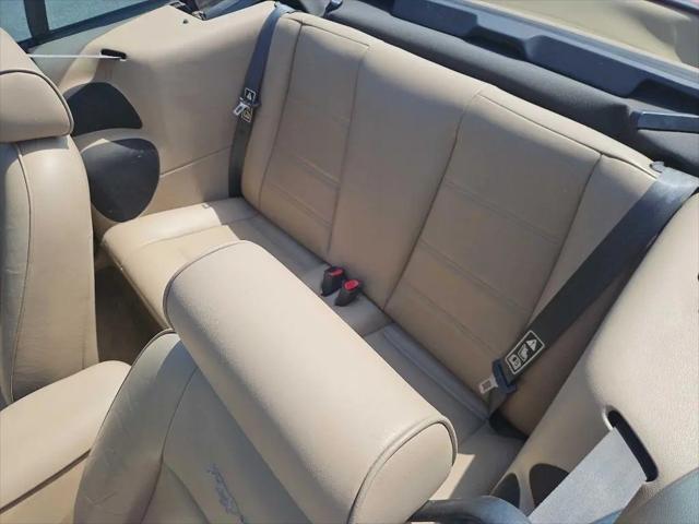 2002 Ford Mustang Deluxe