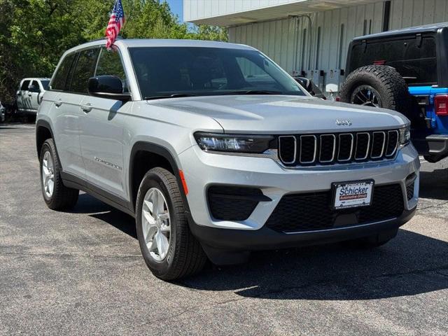 2024 Jeep Grand Cherokee Laredo X 4x4