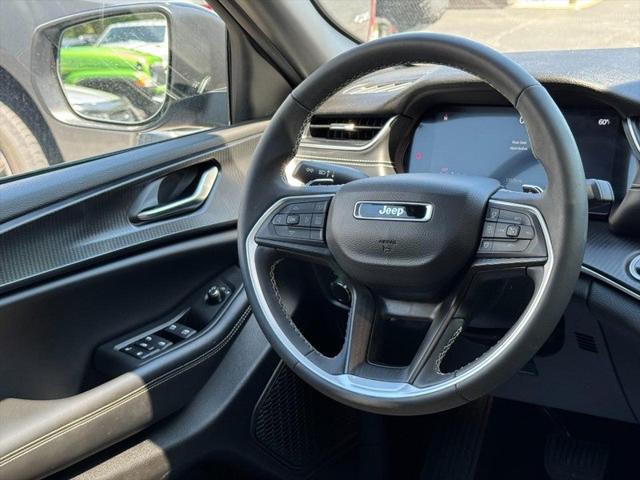 2024 Jeep Grand Cherokee Laredo X 4x4