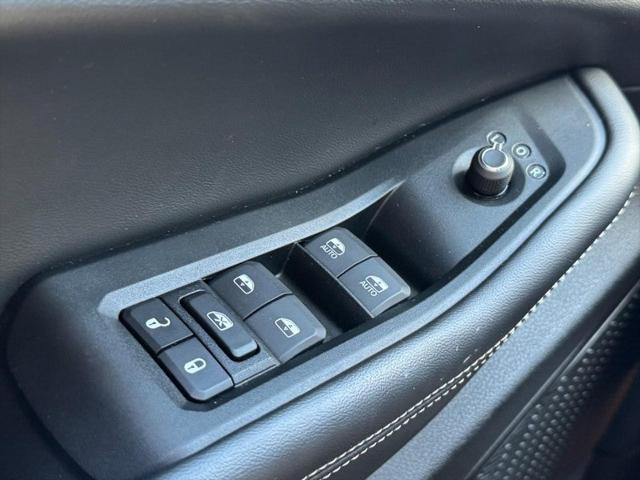2024 Jeep Grand Cherokee Laredo X 4x4