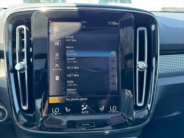 2022 Volvo XC40 T5 R-Design