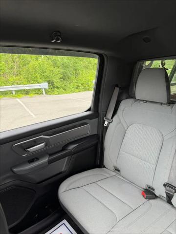 2021 Ram 1500 Big Horn Crew Cab 4x4 64 Box