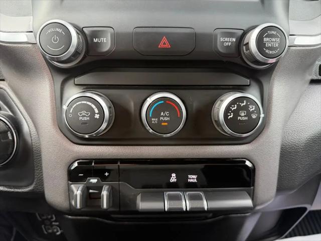 2021 Ram 1500 Big Horn Crew Cab 4x4 64 Box