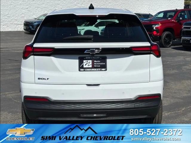 2027 Chevrolet Bolt LT FWD