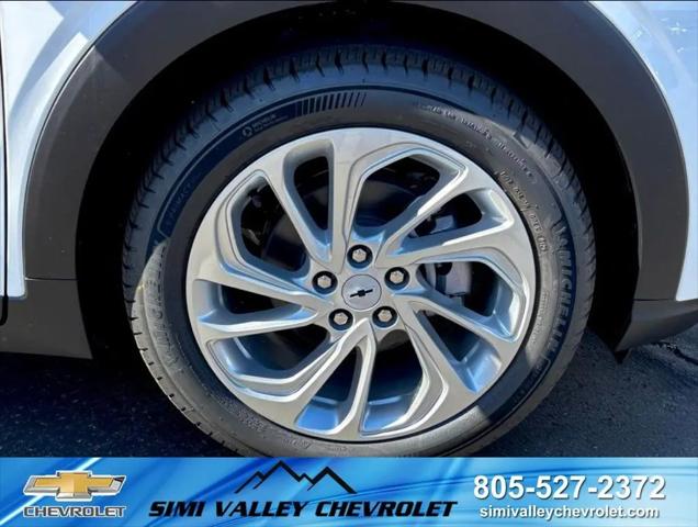 2027 Chevrolet Bolt LT FWD