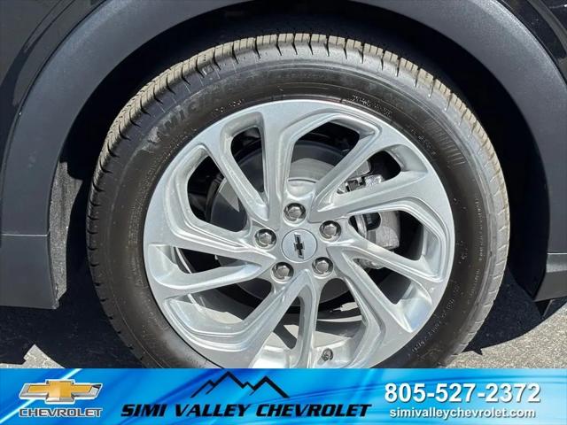 2027 Chevrolet Bolt LT FWD