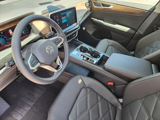 2026 Volkswagen Atlas SE with Technology