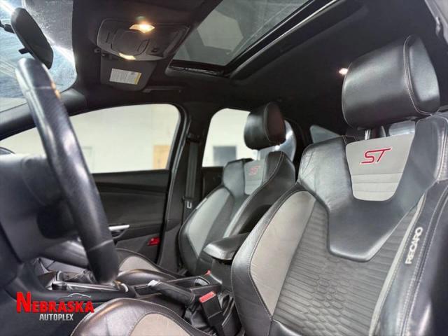 2017 Ford Focus ST