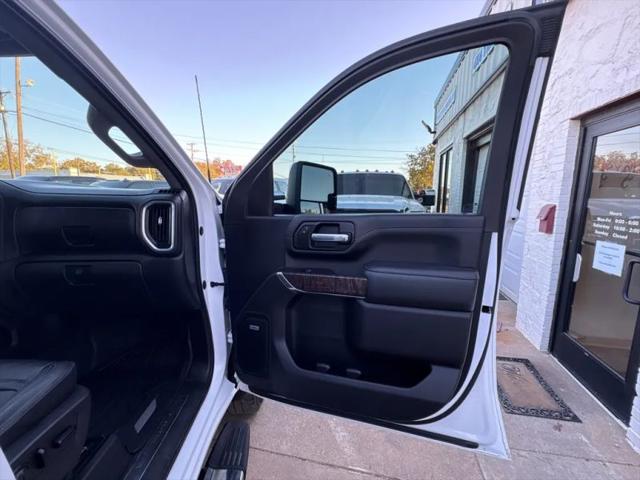 2020 GMC Sierra 2500HD 4WD Crew Cab Standard Bed Denali