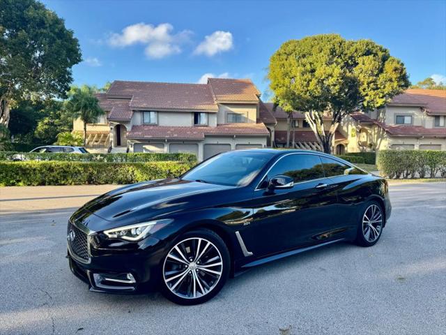 2017 INFINITI Q60 2.0t