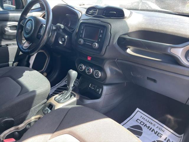 2017 Jeep Renegade Latitude FWD