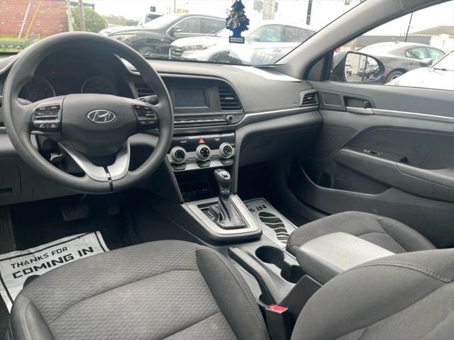 2019 Hyundai Elantra SE