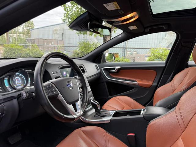 2015 Volvo V60 T5 Platinum