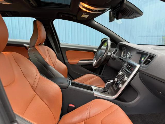 2015 Volvo V60 T5 Platinum