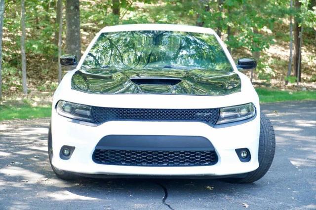 2020 Dodge Charger SXT RWD