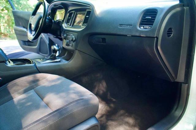 2020 Dodge Charger SXT RWD