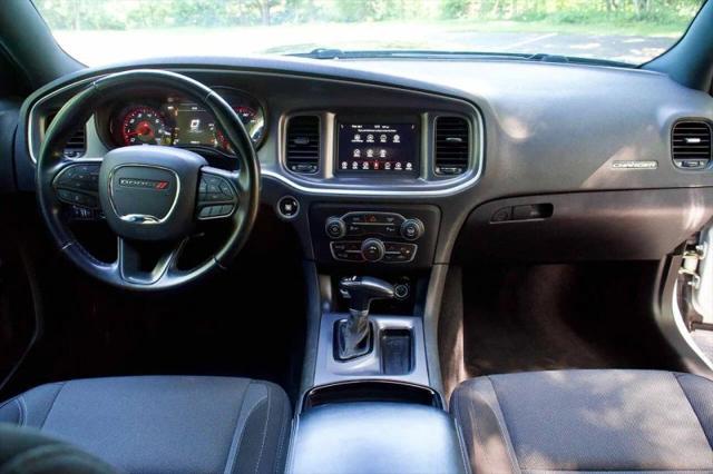 2020 Dodge Charger SXT RWD