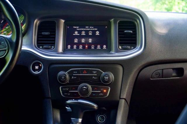 2020 Dodge Charger SXT RWD