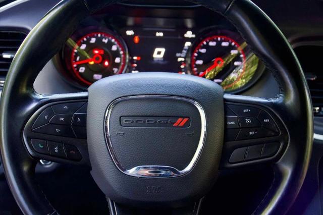 2020 Dodge Charger SXT RWD