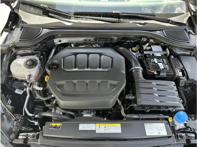 2024 Volkswagen Golf GTI 2.0T S