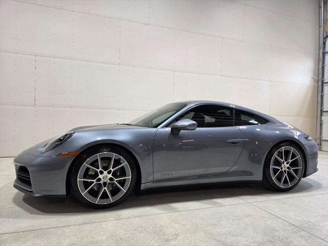 2025 Porsche 911 Carrera T
