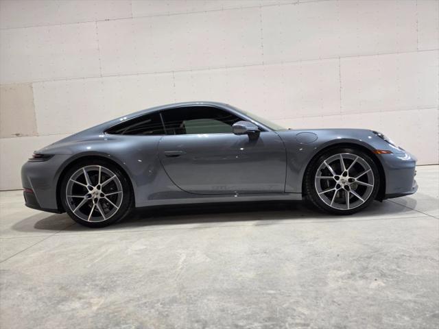 2025 Porsche 911 Carrera T