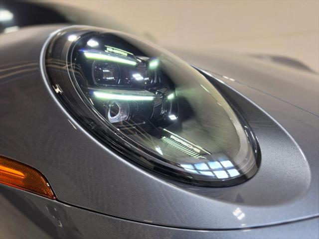 2025 Porsche 911 Carrera T