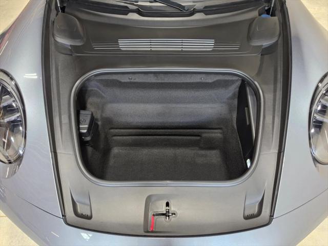 2025 Porsche 911 Carrera T