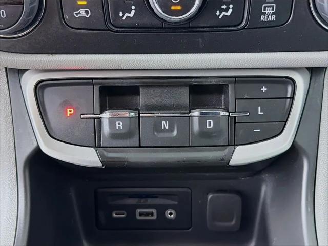 2023 GMC Terrain FWD SLT