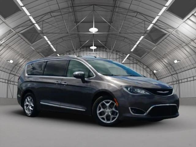 2020 Chrysler Pacifica Limited for sale in Orlando, FL