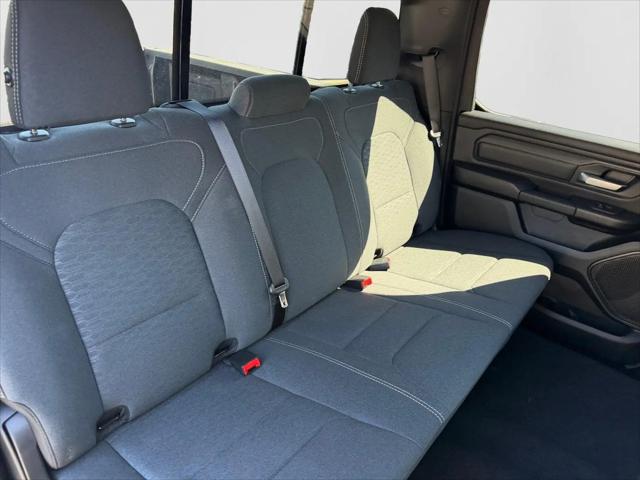 2026 Ram 1500 Express Crew Cab 4x4 57 Box