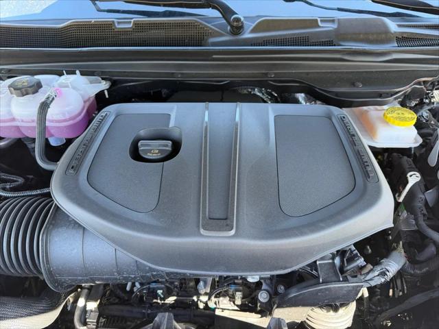 2026 Ram 1500 Express Crew Cab 4x4 57 Box