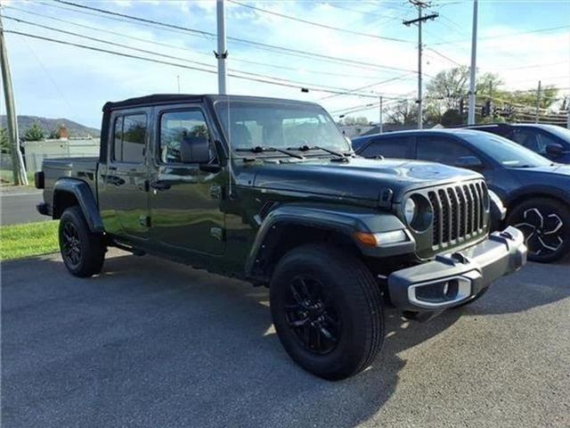 2022 Jeep Gladiator Sport S 4x4