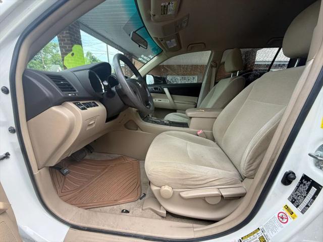 2010 Toyota Highlander Base