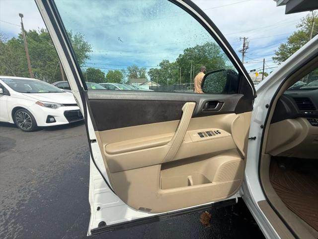 2010 Toyota Highlander Base