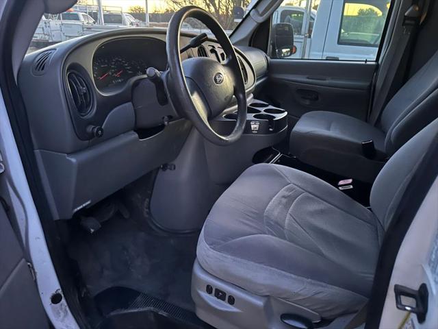 2006 Ford E-150 Commercial