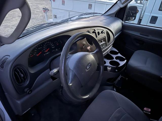 2006 Ford E-150 Commercial