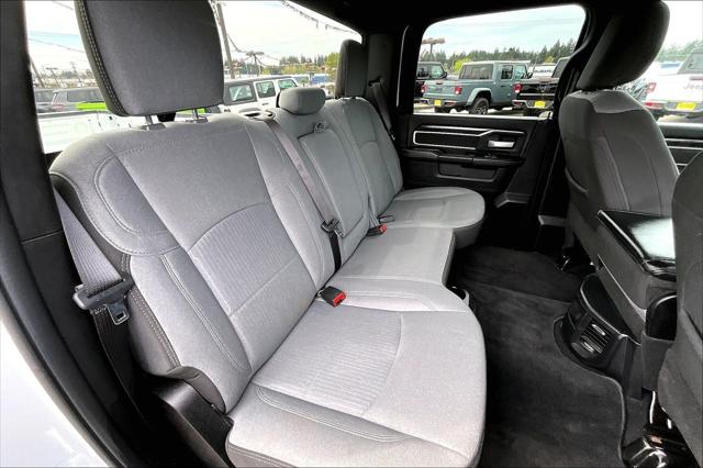 2024 Ram 3500 Big Horn Crew Cab 4x4 8' Box