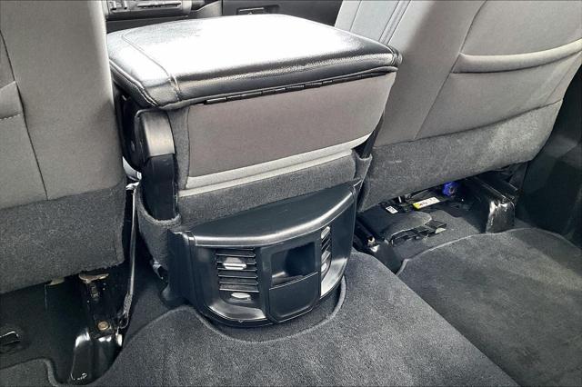 2024 Ram 3500 Big Horn Crew Cab 4x4 8' Box