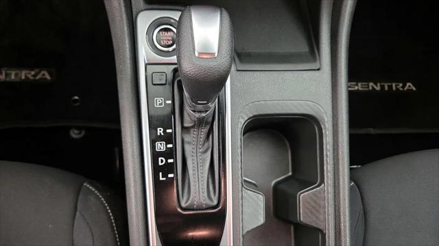 2022 Nissan Sentra SV Xtronic CVT