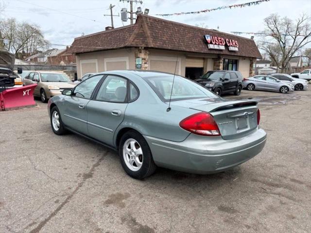 2007 Ford Taurus SE
