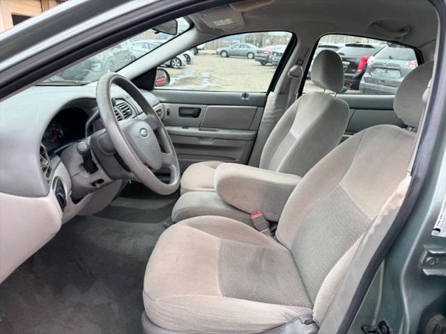 2007 Ford Taurus SE
