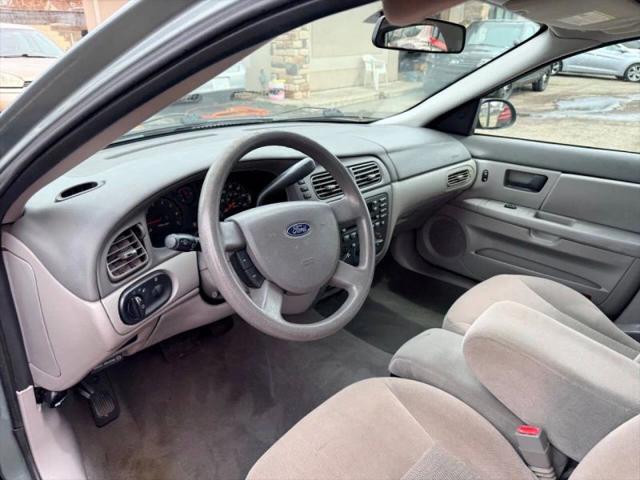 2007 Ford Taurus SE